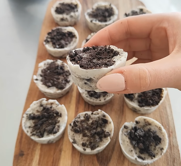 Jemma's Cookies and Cream Cup